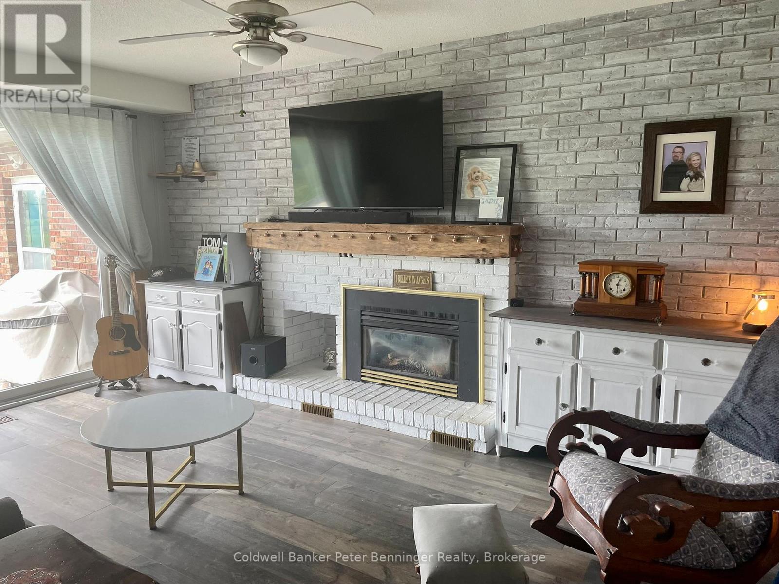 77 2nd Street Crescent, Hanover, Ontario  N4N 3K3 - Photo 6 - X12207623