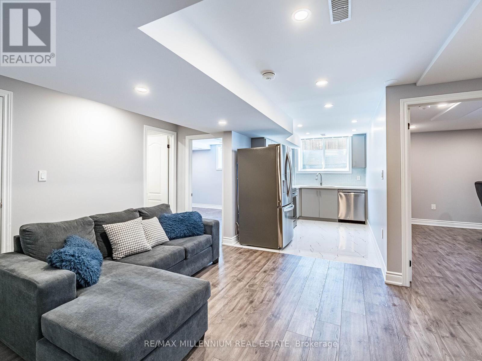 24 Camston Road, Brampton, Ontario  L6P 4J8 - Photo 37 - W12207330