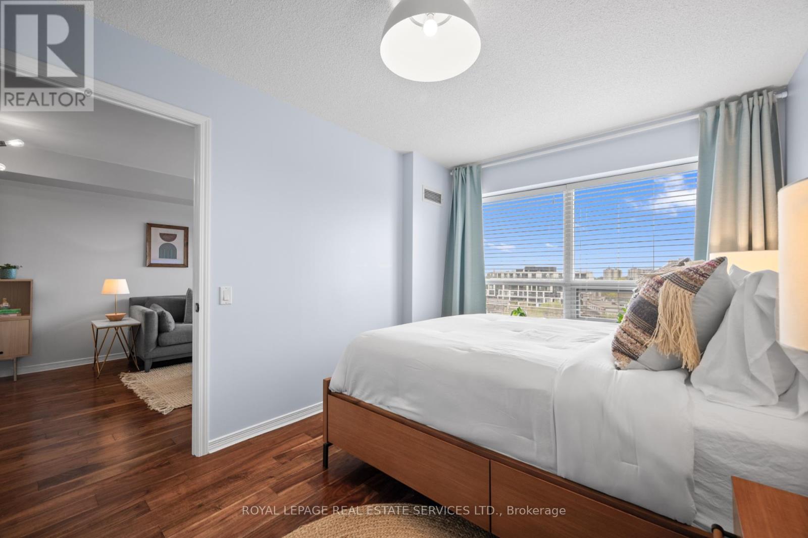 812 - 61 Heintzman Street, Toronto, Ontario  M6P 5A2 - Photo 11 - W12207423