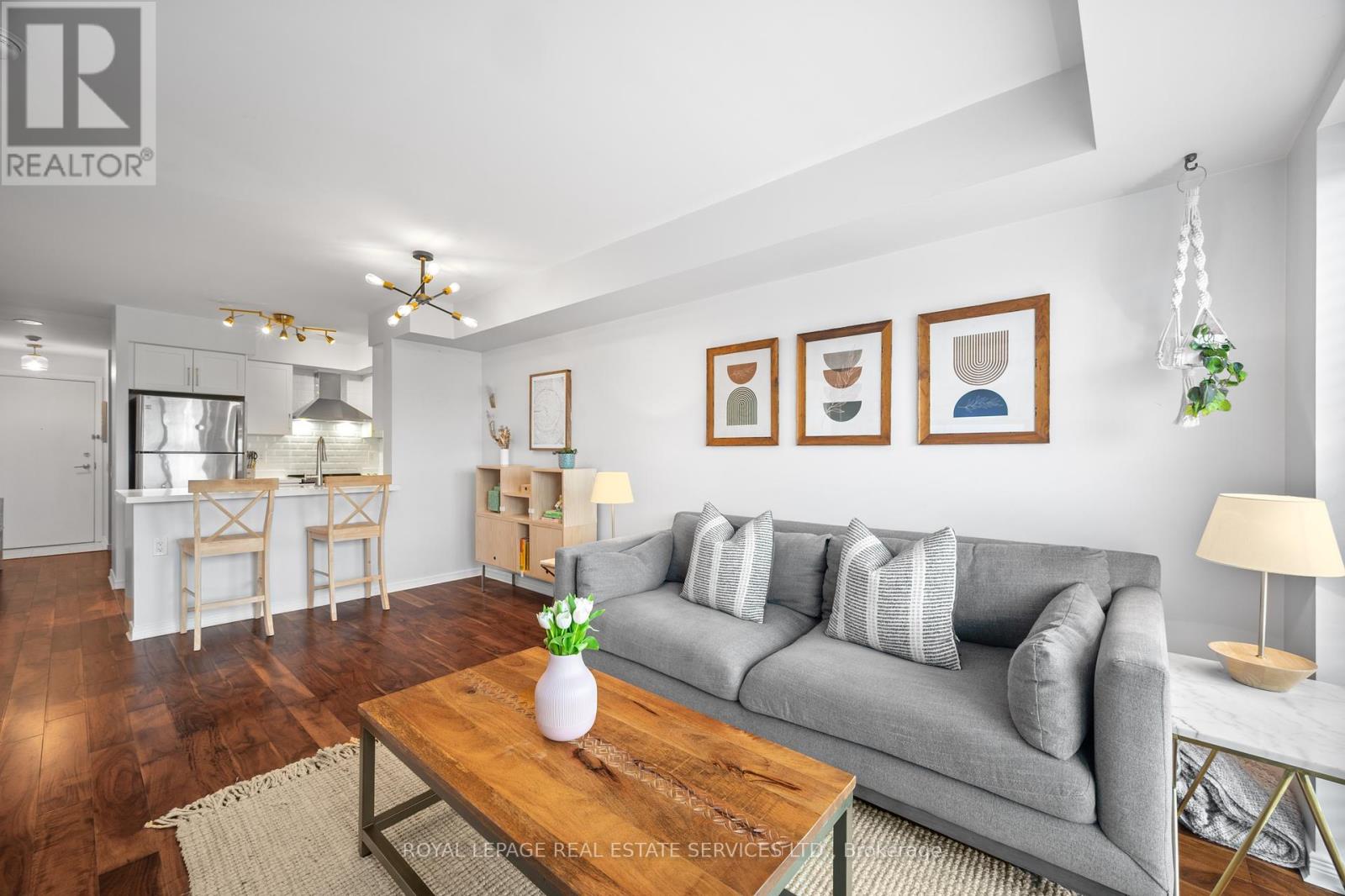 812 - 61 Heintzman Street, Toronto, Ontario  M6P 5A2 - Photo 8 - W12207423