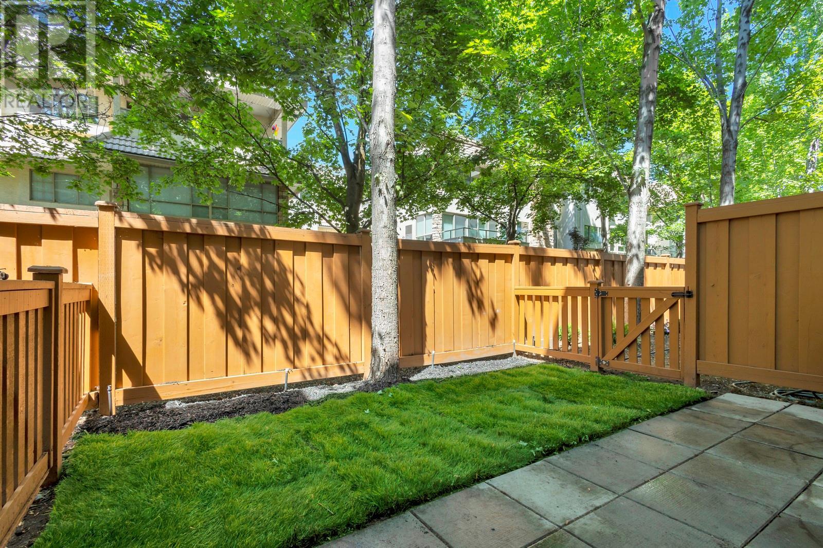 3416 Scott Road Unit# 8, Kelowna, British Columbia  V1W 3H3 - Photo 4 - 10348824