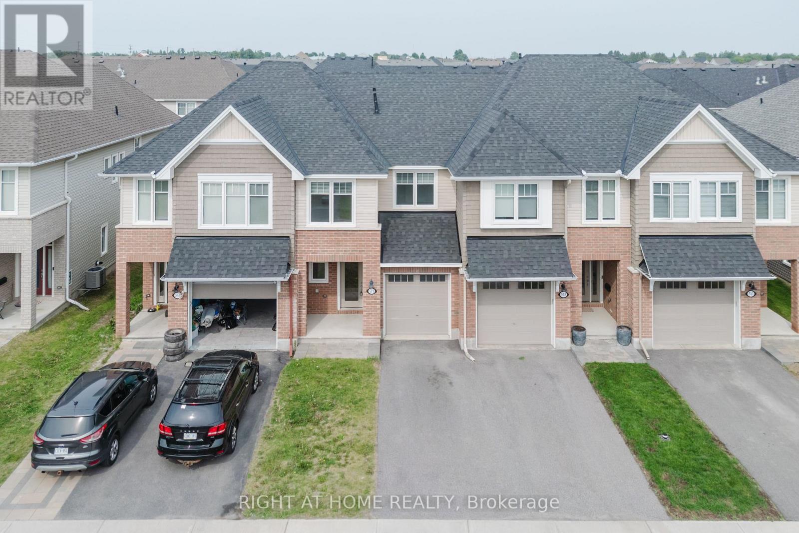 515 MUSCARI STREET, Ottawa, Ontario