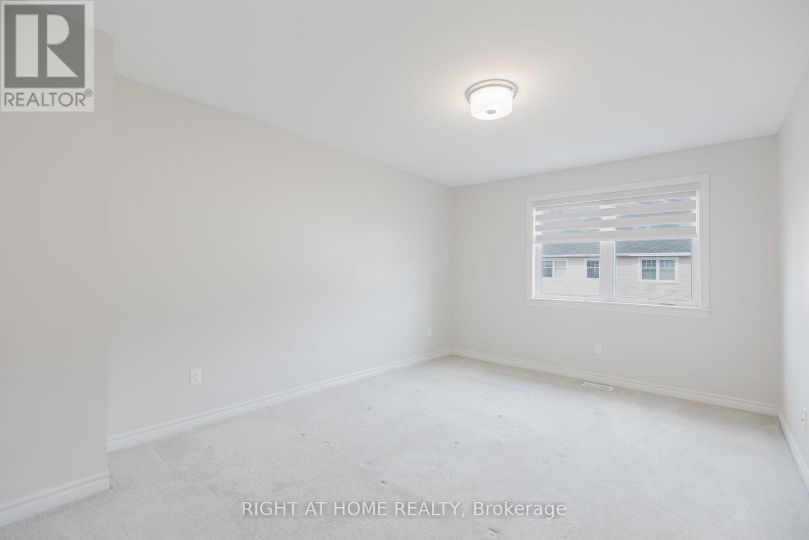 515 Muscari Street, Ottawa, Ontario  K1T 0S3 - Photo 20 - X12207525