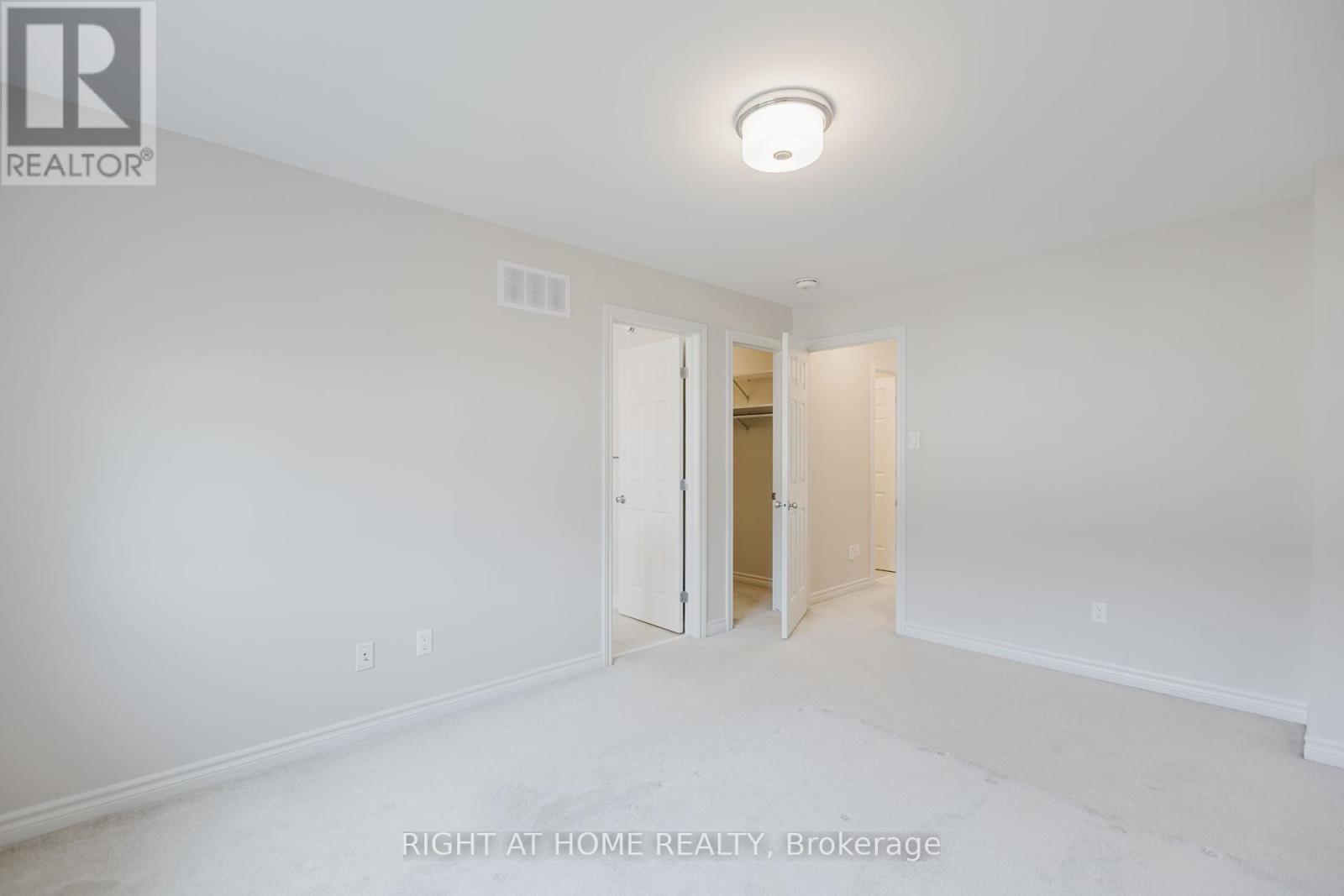 515 Muscari Street, Ottawa, Ontario  K1T 0S3 - Photo 21 - X12207525