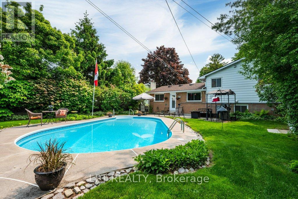 670 Sussex Boulevard, Kingston, Ontario  K7M 5B1 - Photo 2 - X12207597