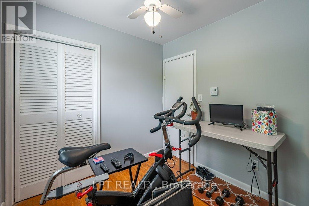 670 Sussex Boulevard, Kingston, Ontario  K7M 5B1 - Photo 26 - X12207597