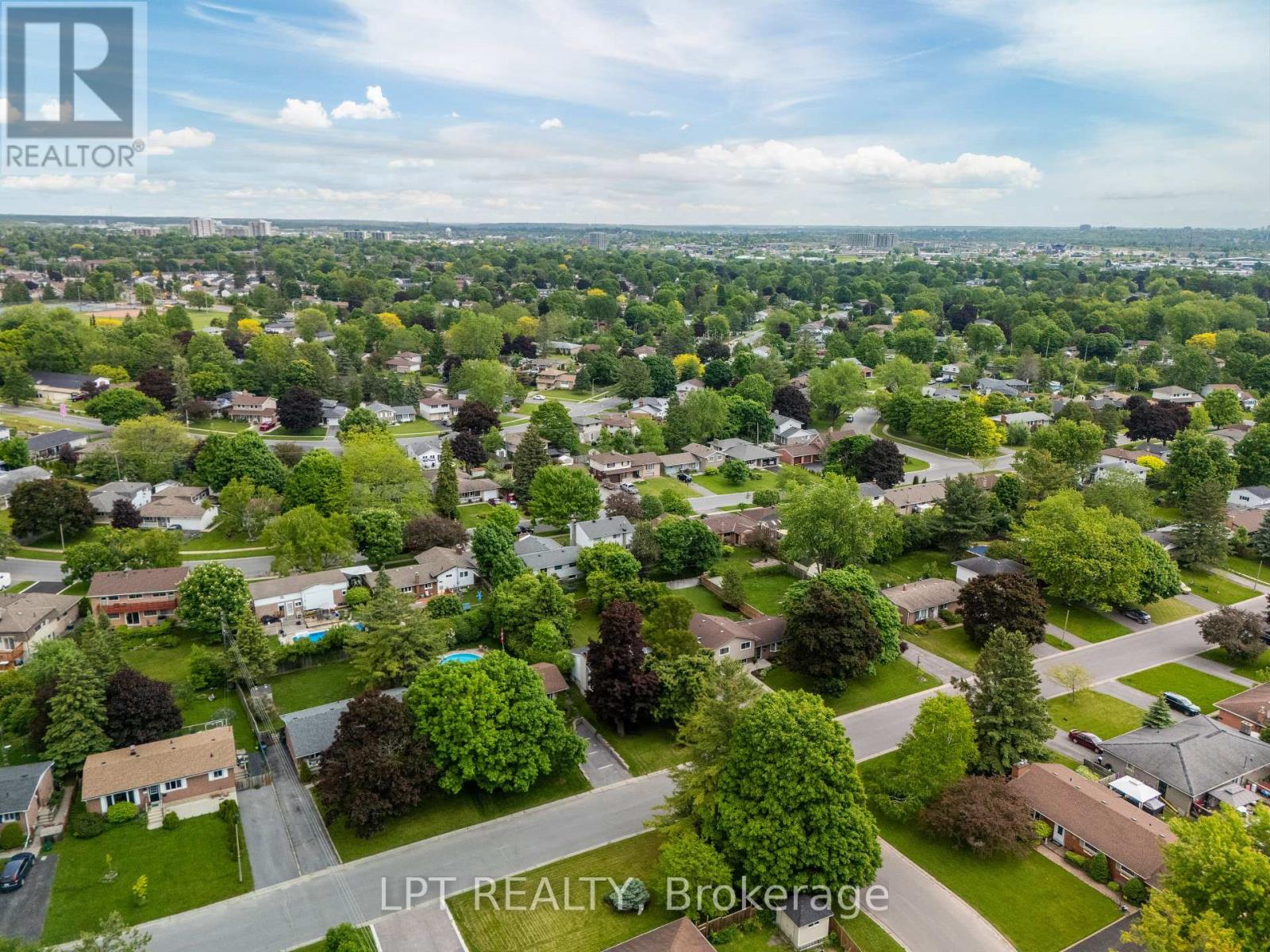 670 Sussex Boulevard, Kingston, Ontario  K7M 5B1 - Photo 39 - X12207597