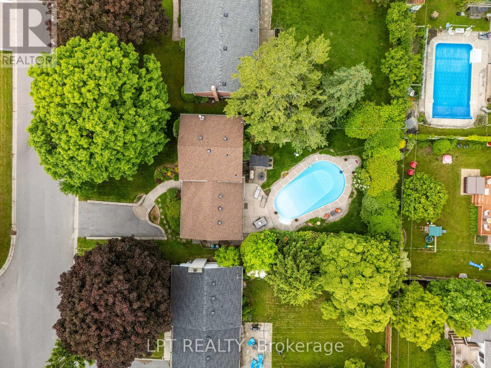 670 Sussex Boulevard, Kingston, Ontario  K7M 5B1 - Photo 40 - X12207597