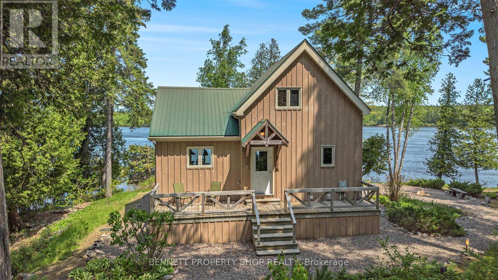 33 Burton Lane, Horton, Ontario  K7V 3Z8 - Photo 4 - X12207621