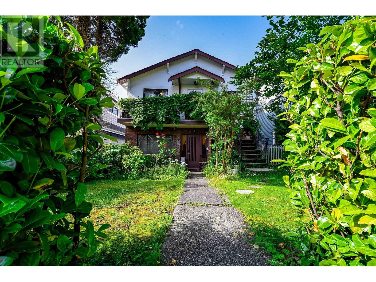 3439 Dundas Street, Vancouver, British Columbia  V5K 1R9 - Photo 4 - R3012960