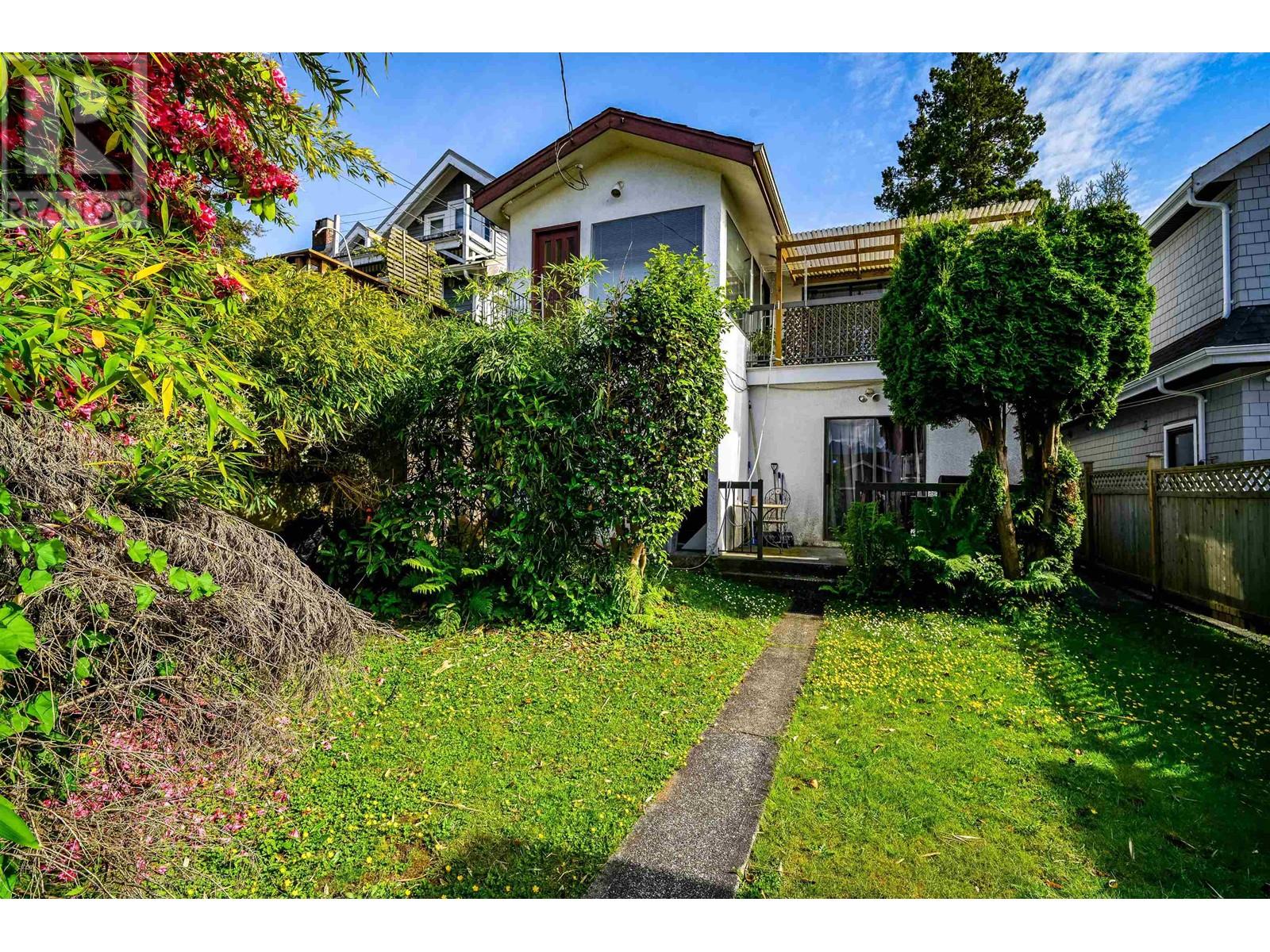 3439 Dundas Street, Vancouver, British Columbia  V5K 1R9 - Photo 5 - R3012960
