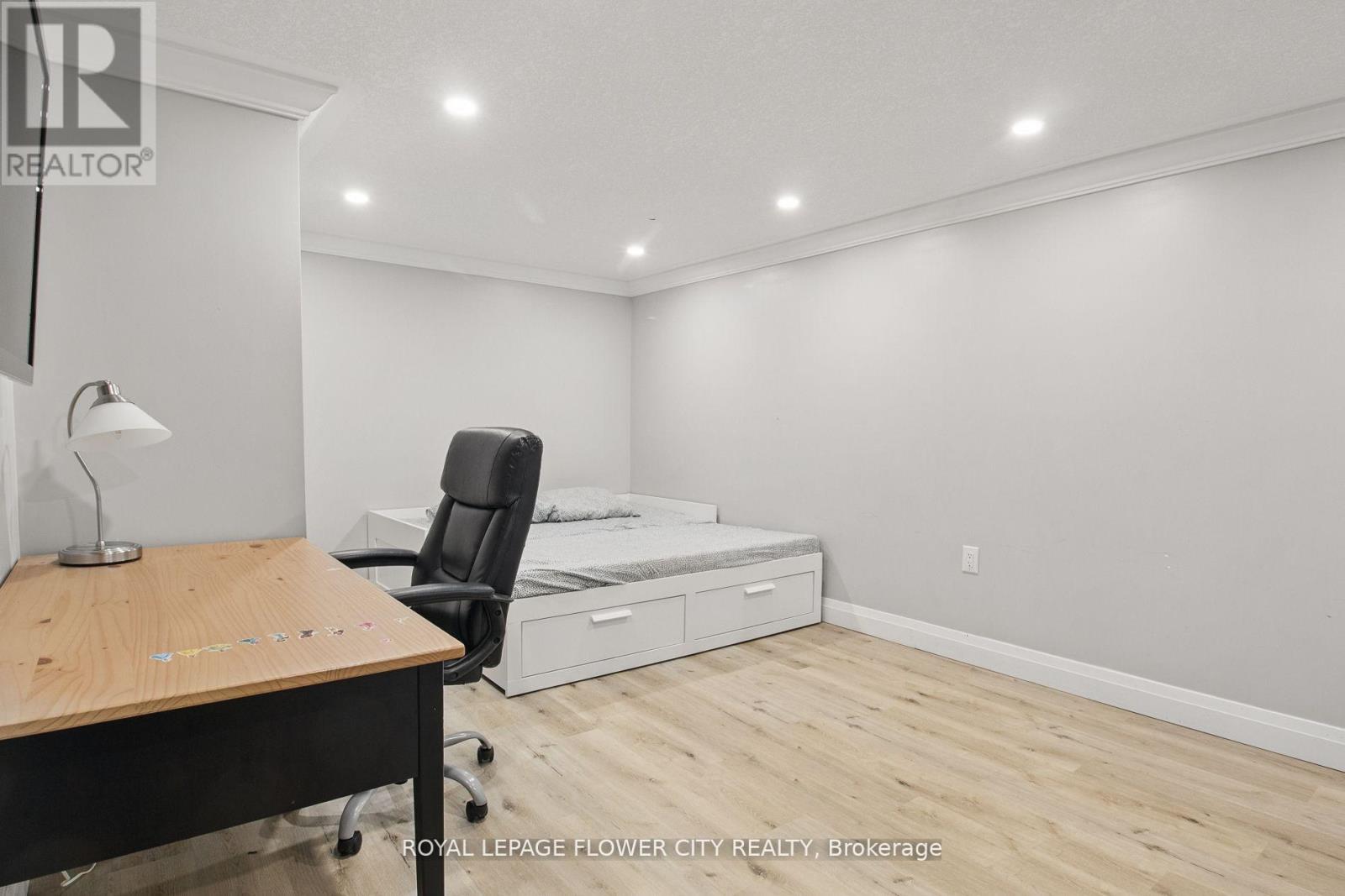 129 - 151 Gateshead Crescent, Hamilton, Ontario  L8G 3W1 - Photo 26 - X12203857