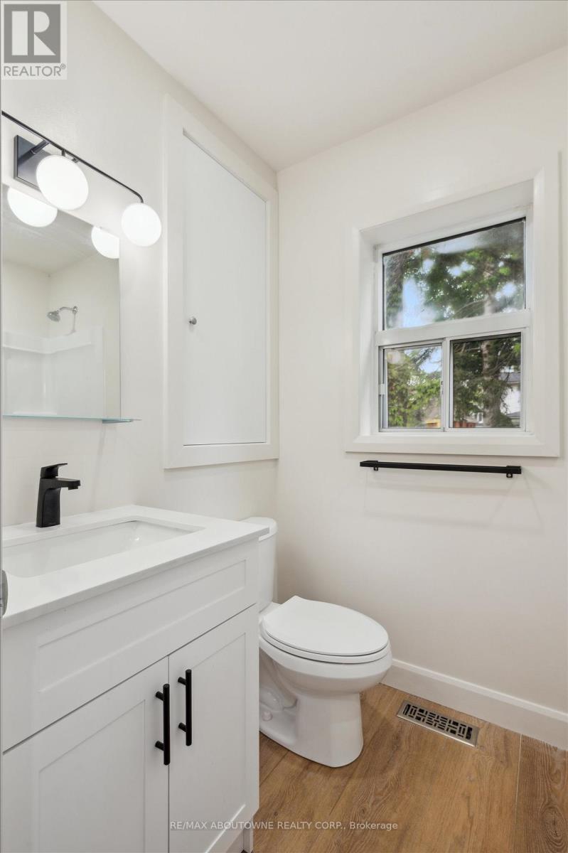 289 Houghton Avenue S, Hamilton, Ontario  L8K 2N4 - Photo 18 - X12207160