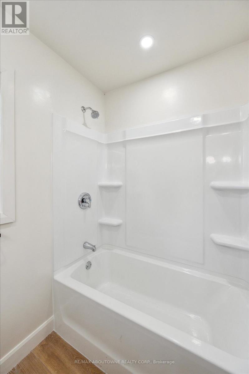 289 Houghton Avenue S, Hamilton, Ontario  L8K 2N4 - Photo 19 - X12207160