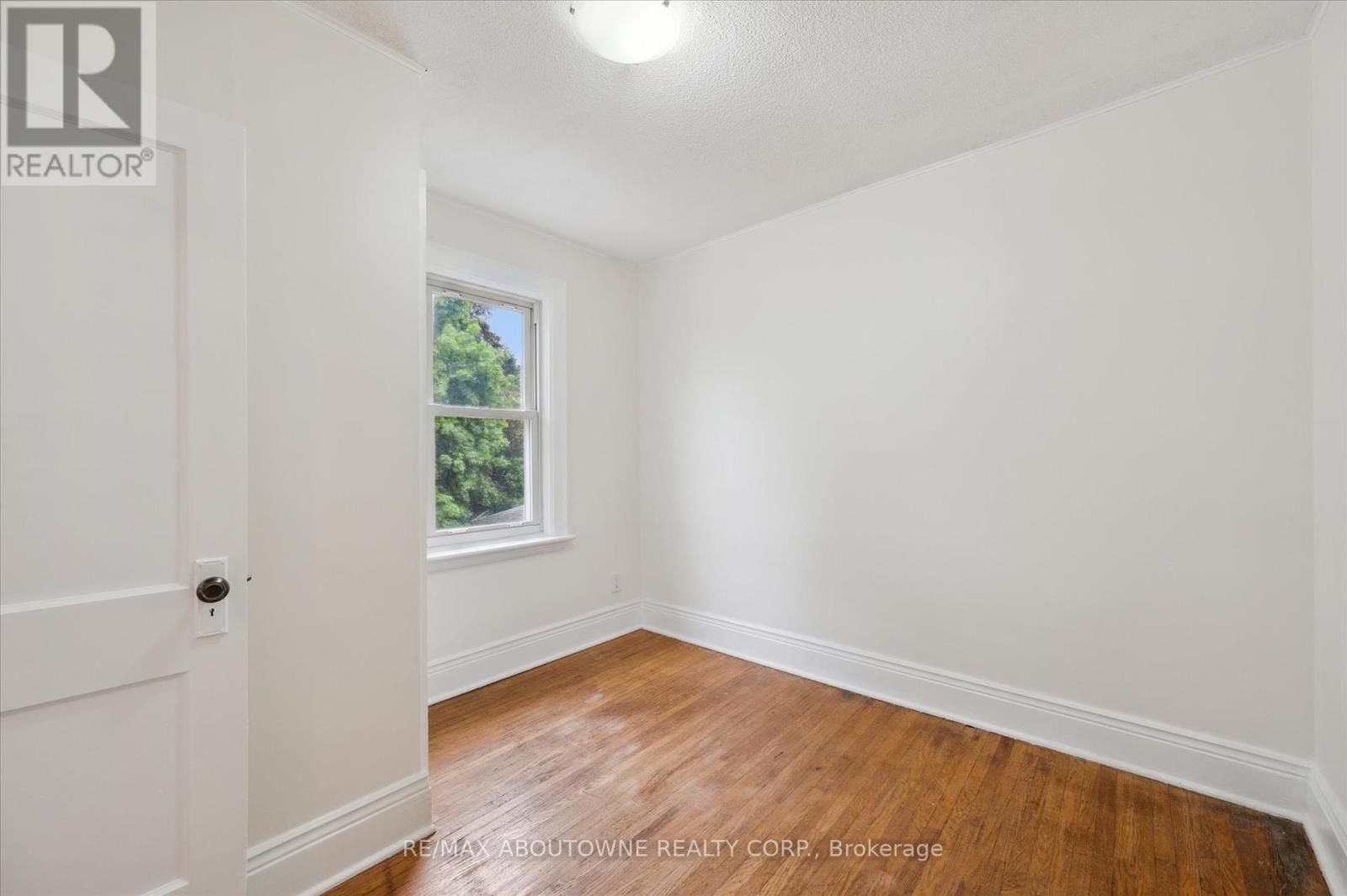 289 Houghton Avenue S, Hamilton, Ontario  L8K 2N4 - Photo 22 - X12207160