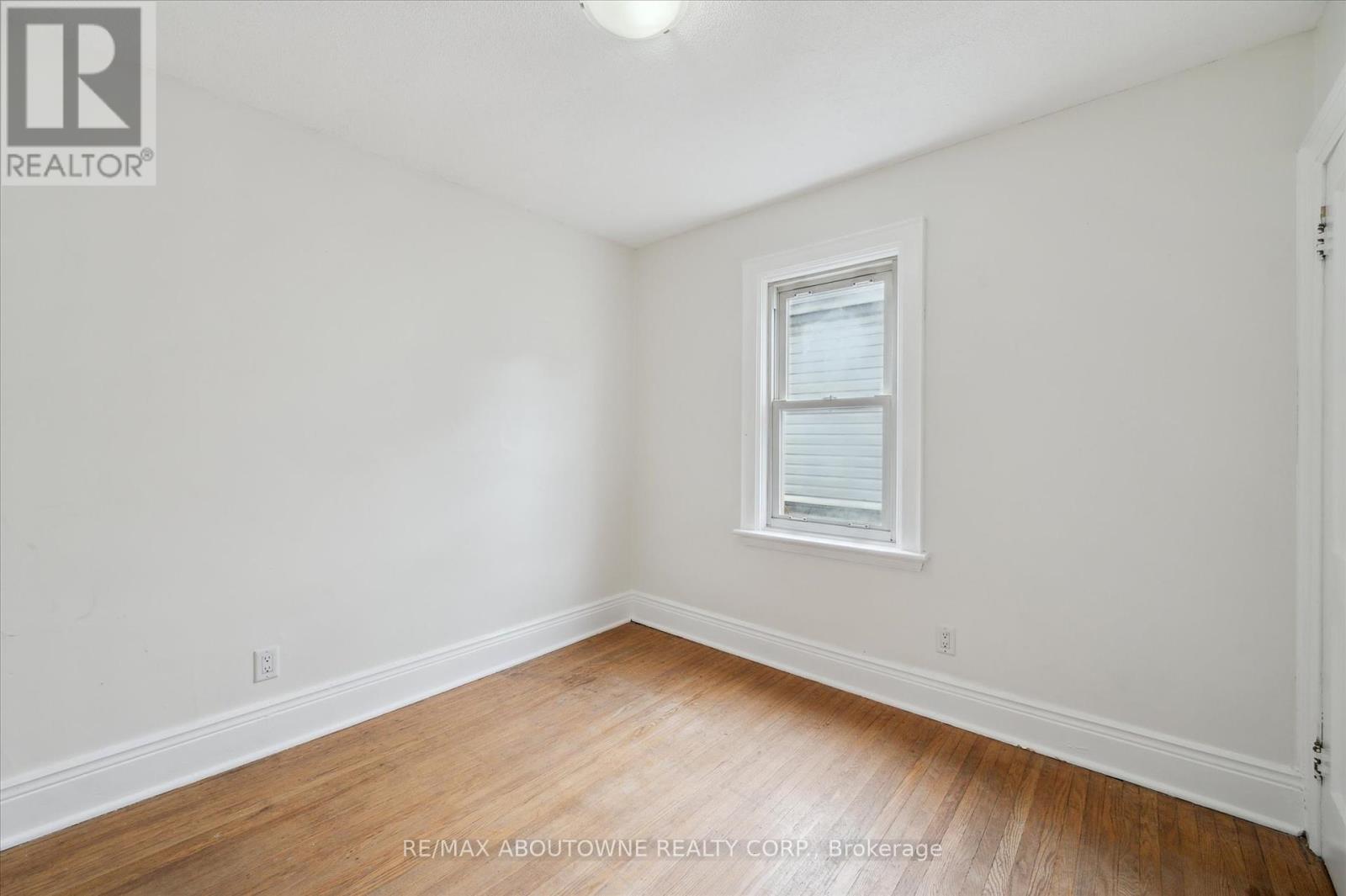 289 Houghton Avenue S, Hamilton, Ontario  L8K 2N4 - Photo 25 - X12207160