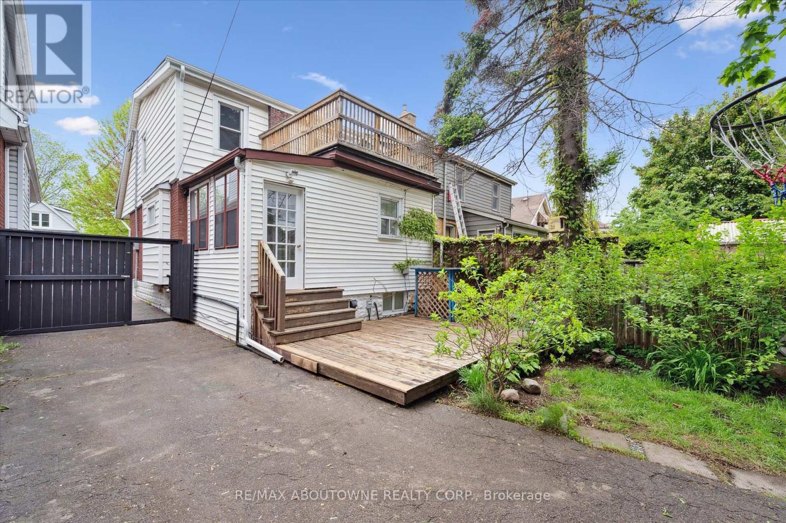 289 Houghton Avenue S, Hamilton, Ontario  L8K 2N4 - Photo 36 - X12207160