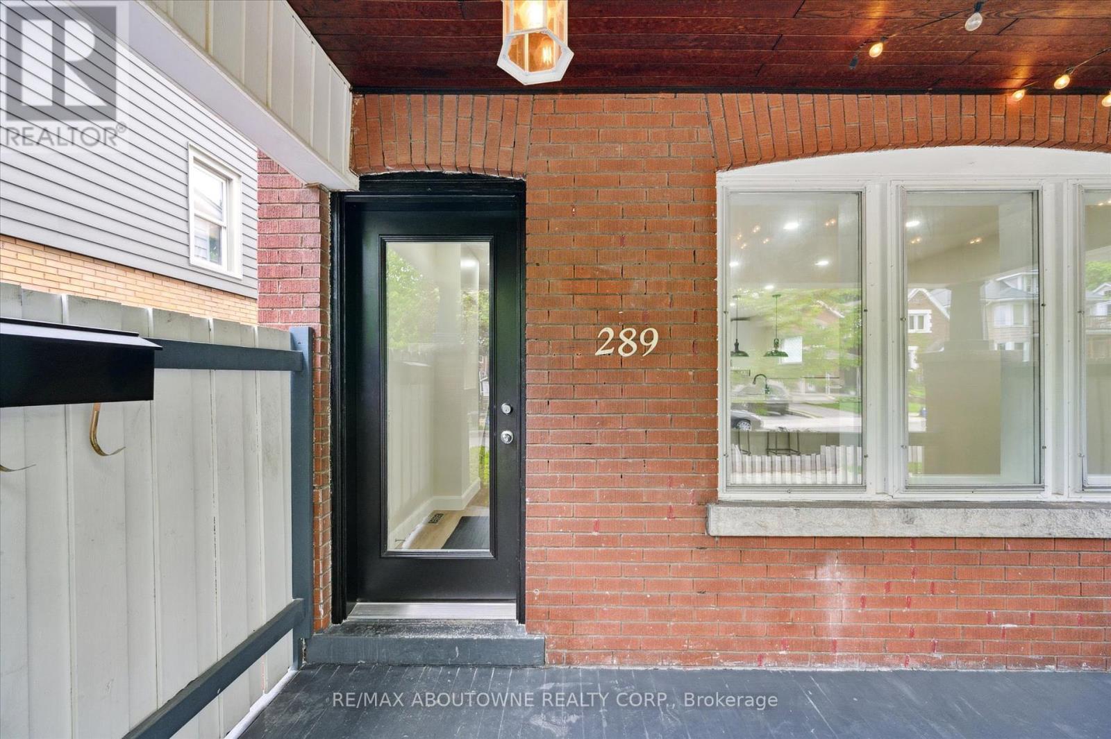 289 Houghton Avenue S, Hamilton, Ontario  L8K 2N4 - Photo 6 - X12207160