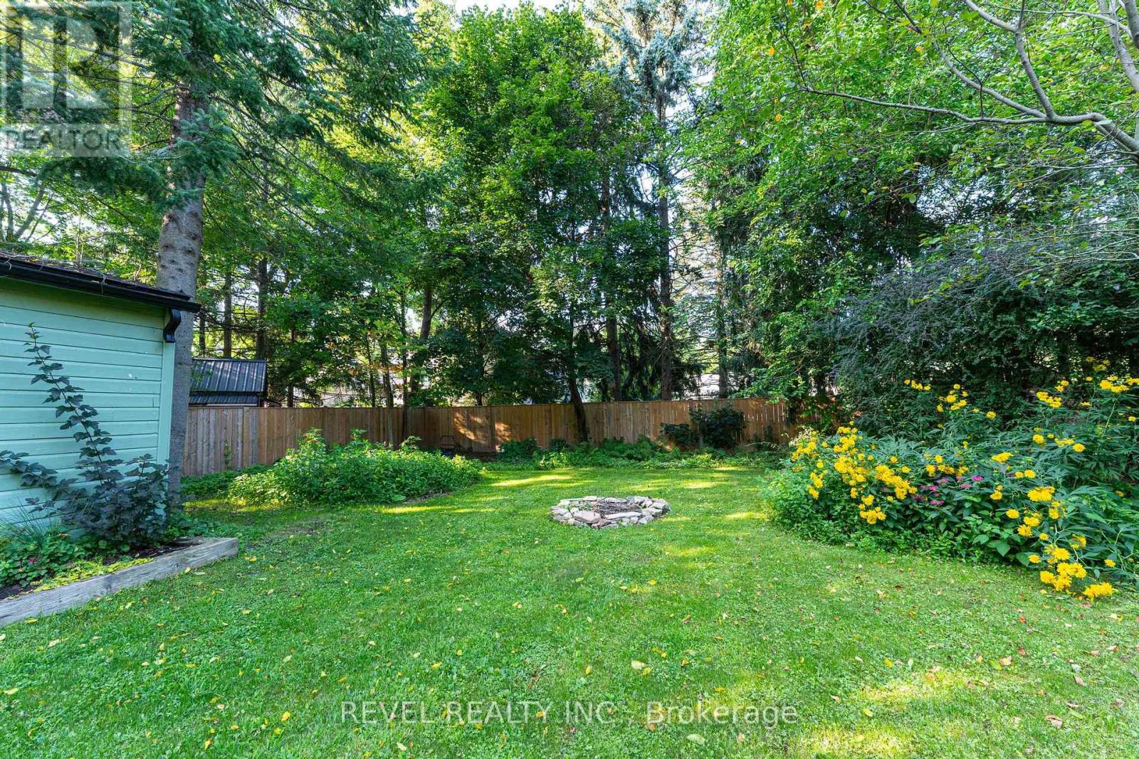31 Academy Street, Hamilton, Ontario  L9G 2X8 - Photo 26 - X12207237