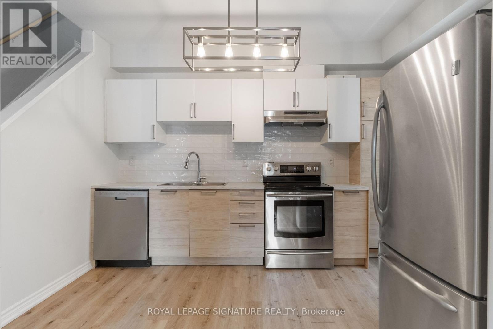 1 - 1045 Cannon Street E, Hamilton, Ontario  L8L 2H4 - Photo 8 - X12207315