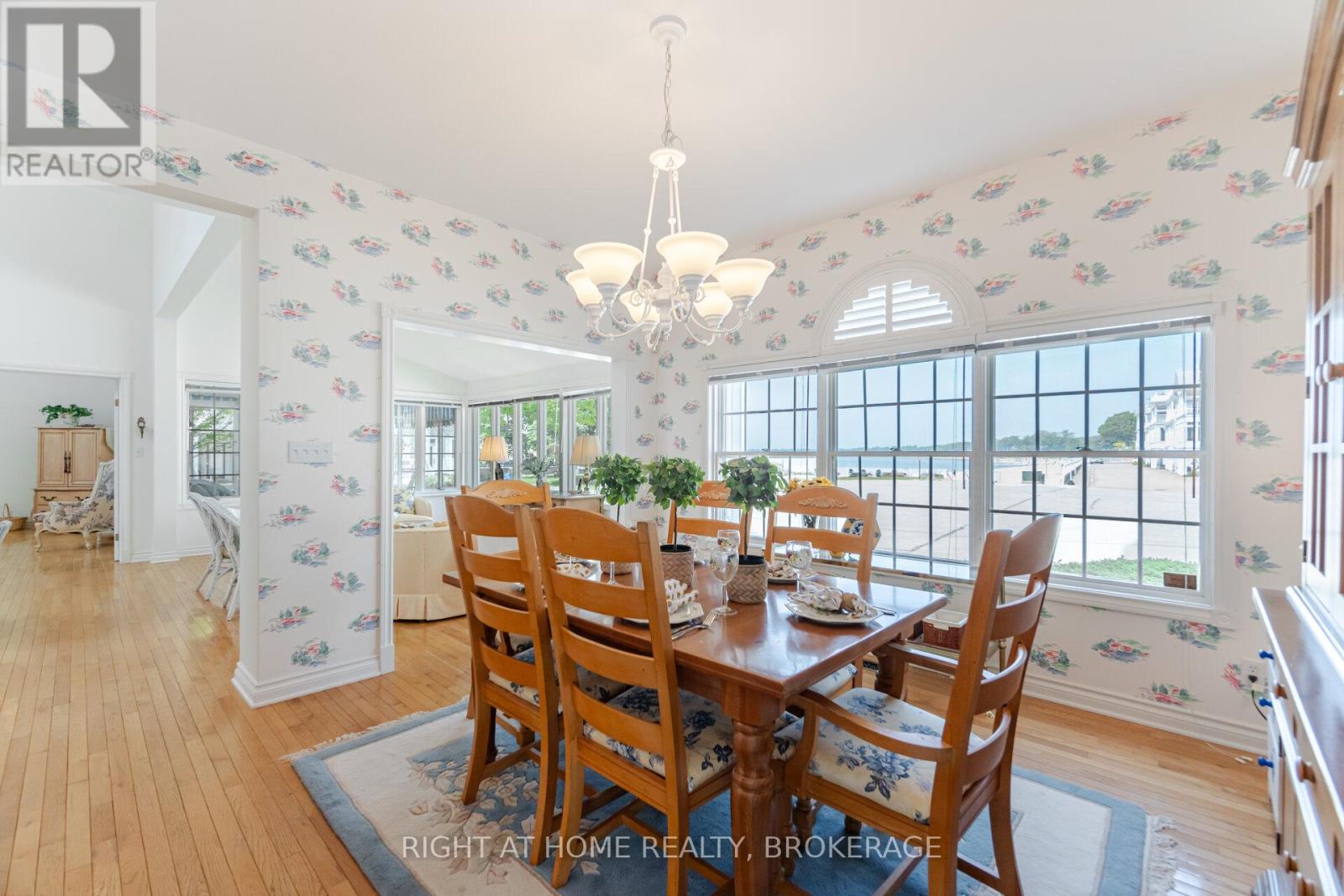 40 Promenade Way, Fort Erie (Crystal Beach), Ontario  L0S 1B0 - Photo 11 - X12207340