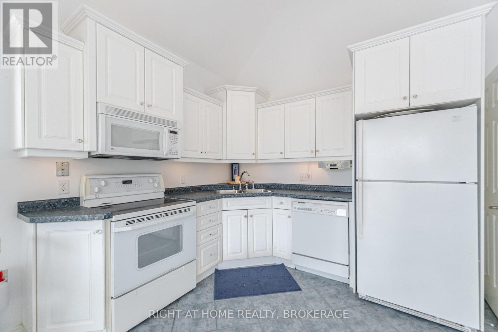 40 Promenade Way, Fort Erie (Crystal Beach), Ontario  L0S 1B0 - Photo 38 - X12207340