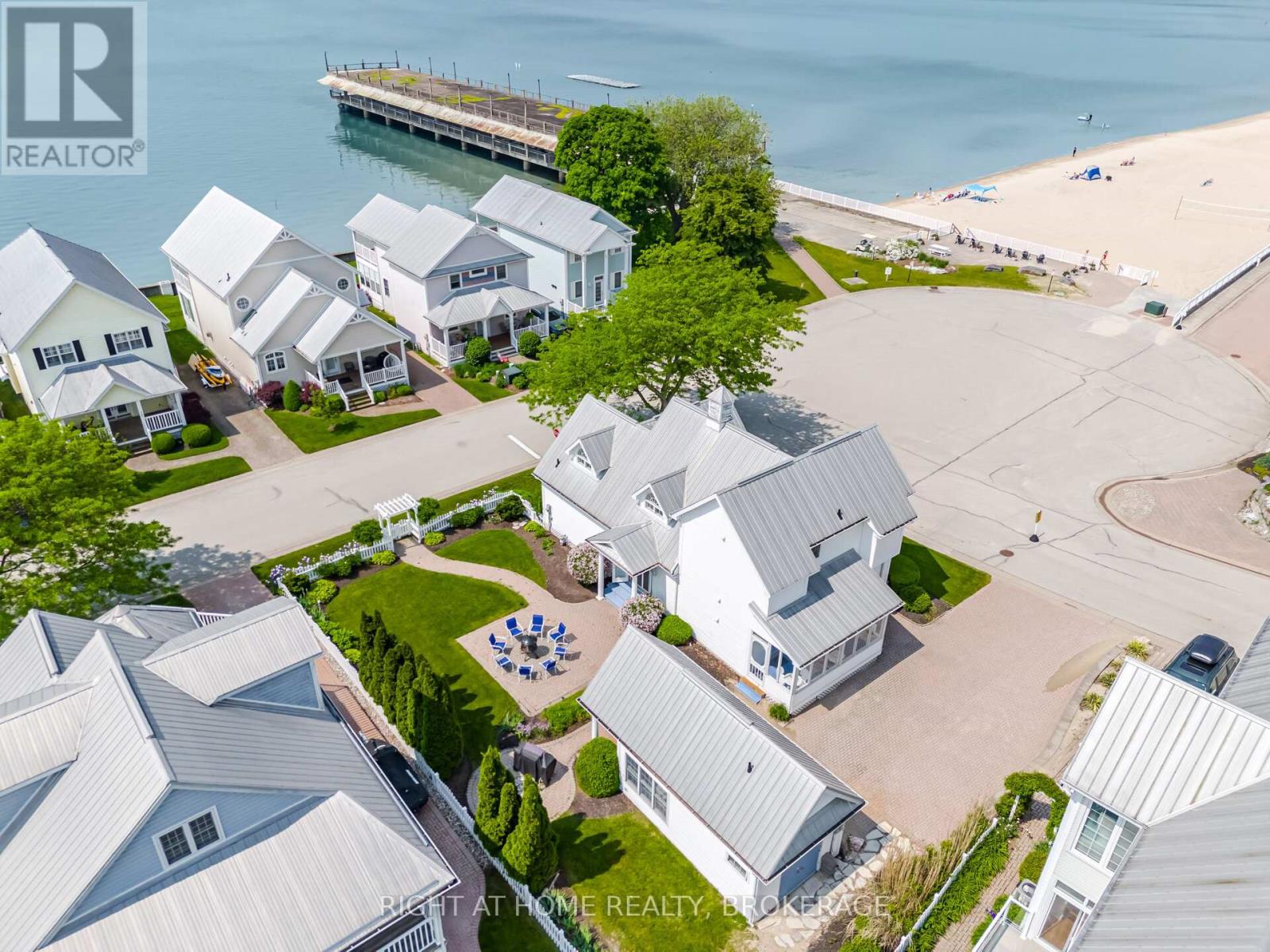 40 Promenade Way, Fort Erie (Crystal Beach), Ontario  L0S 1B0 - Photo 42 - X12207340