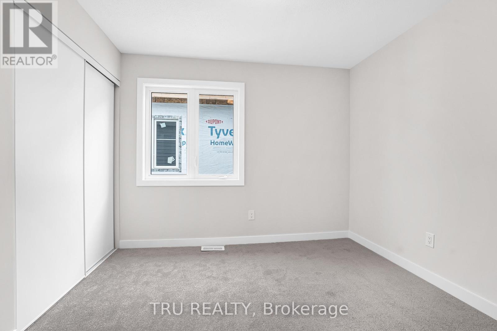 517 Oldenburg Avenue, Ottawa, Ontario  K0A 2Z0 - Photo 23 - X12191177