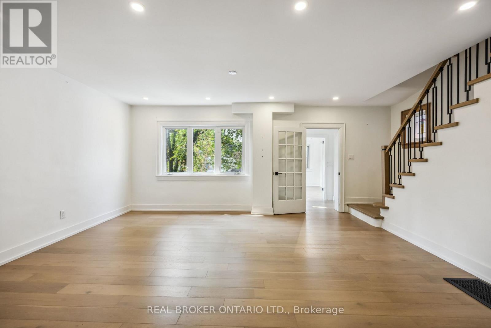 658 Davenport Road, Toronto, Ontario  M5R 1K9 - Photo 10 - C12207520