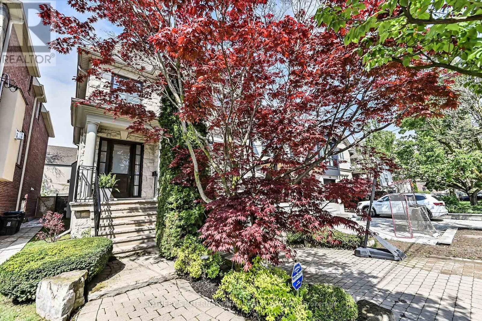446 Elm Road, Toronto, Ontario  M3W 3W9 - Photo 2 - C12207593