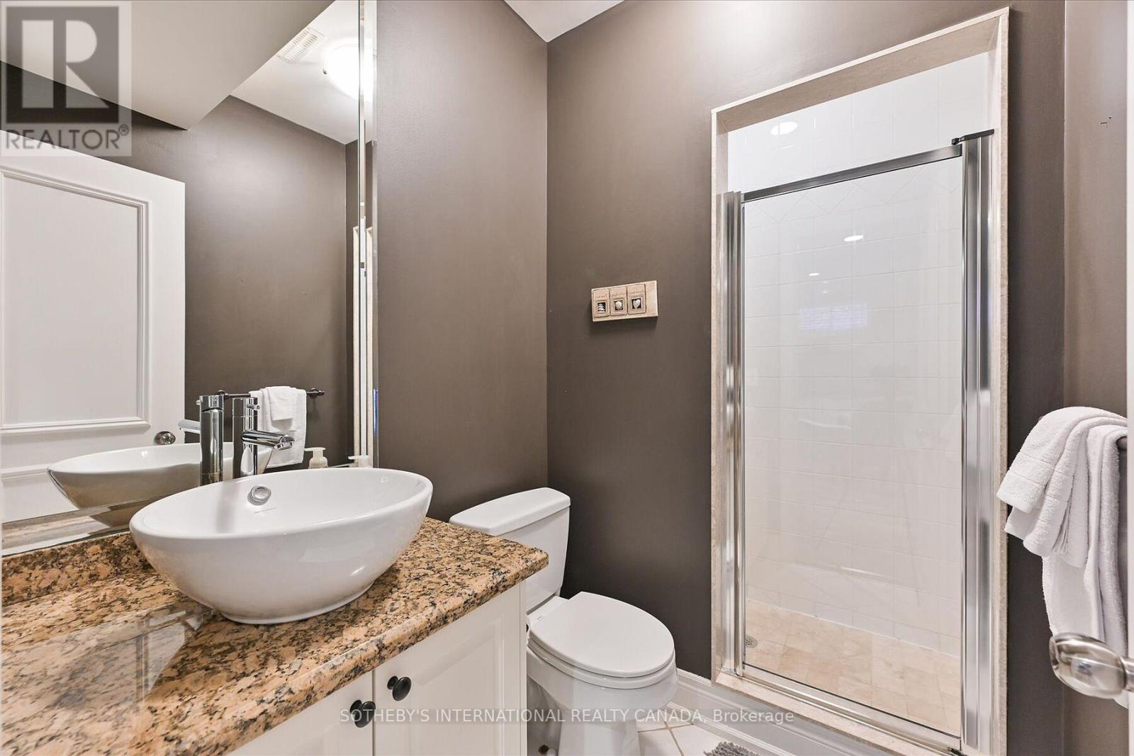 446 Elm Road, Toronto, Ontario  M3W 3W9 - Photo 27 - C12207593