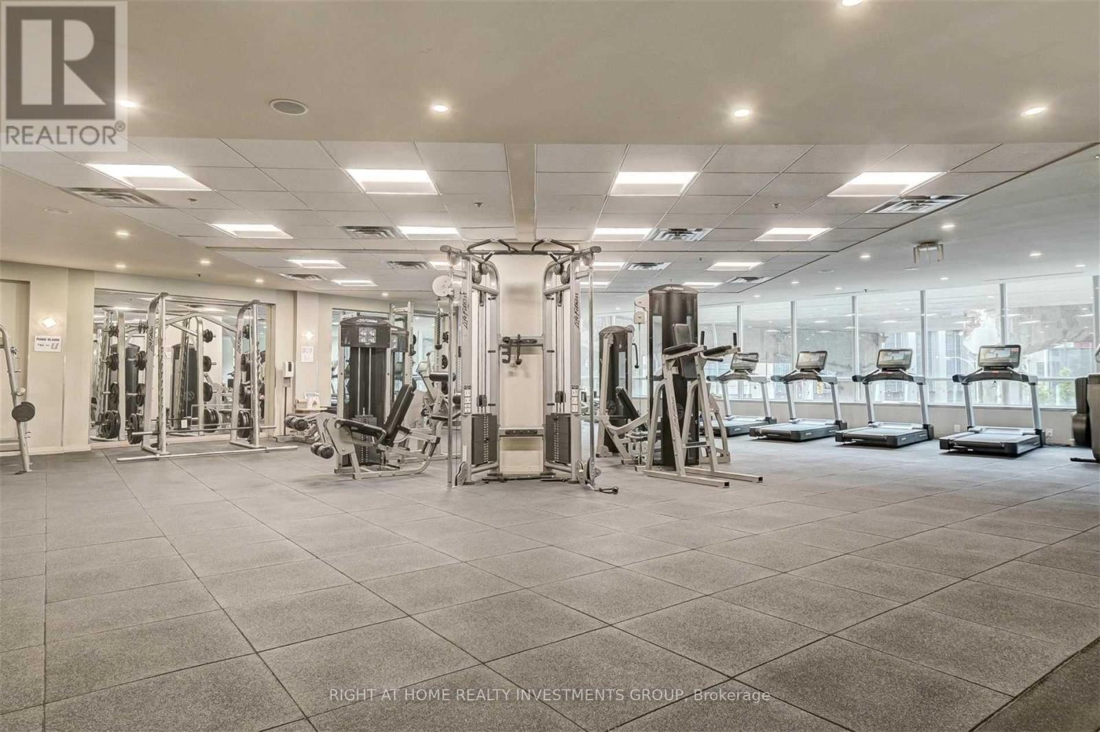 2302 - 16 Yonge Street, Toronto (Waterfront Communities), Ontario  M5E 2A3 - Photo 12 - C12207620