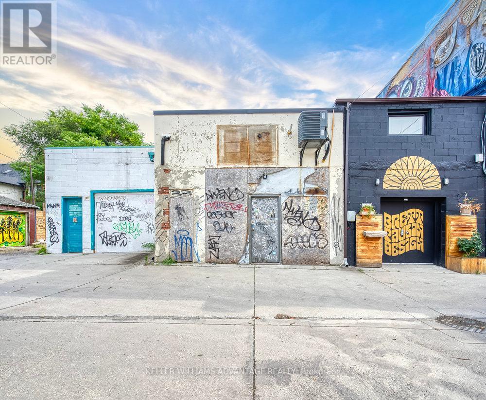 104 Ossington Avenue, Toronto, Ontario  M6J 2Z4 - Photo 39 - C12207631