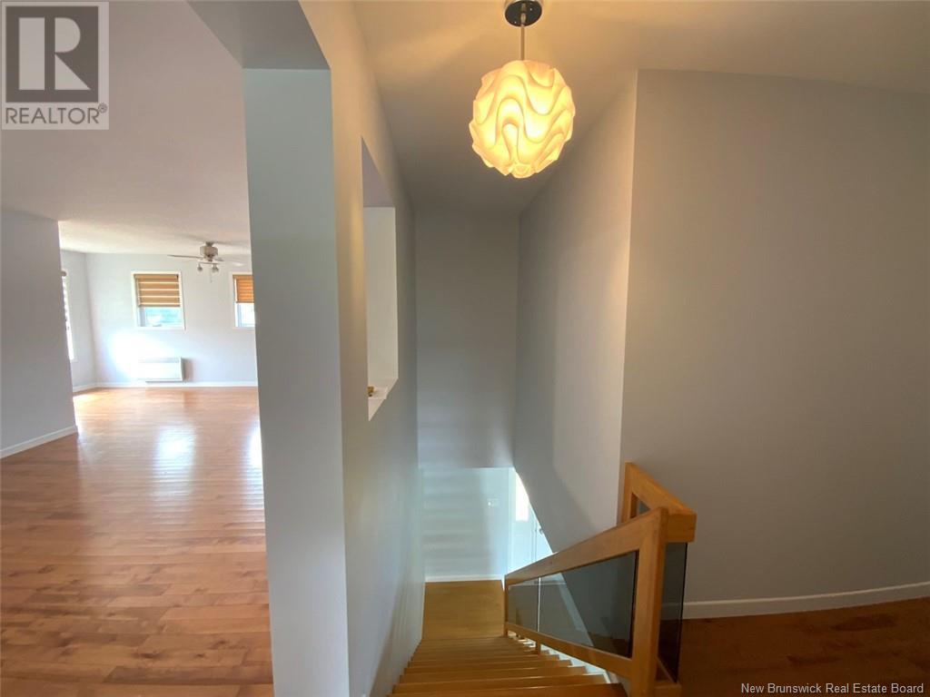 33 Thibaudeau Avenue, Edmundston, New Brunswick  E3V 4Z1 - Photo 8 - NB120370