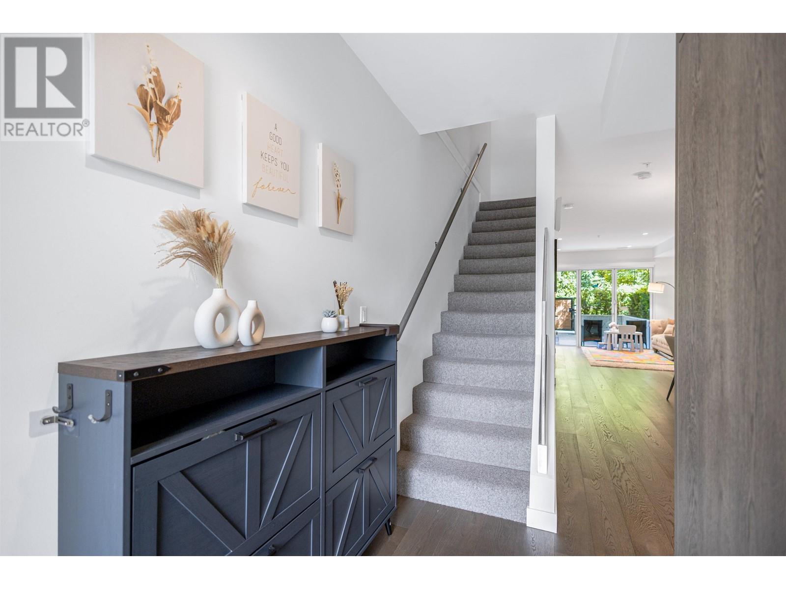 8 1960 Glenaire Drive, North Vancouver, British Columbia  V7P 1Y1 - Photo 17 - R3012779