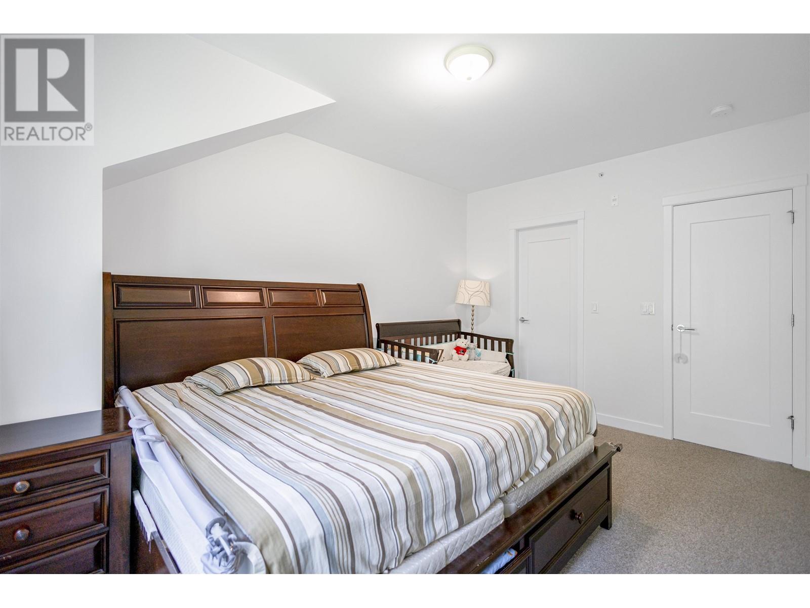 8 1960 Glenaire Drive, North Vancouver, British Columbia  V7P 1Y1 - Photo 19 - R3012779