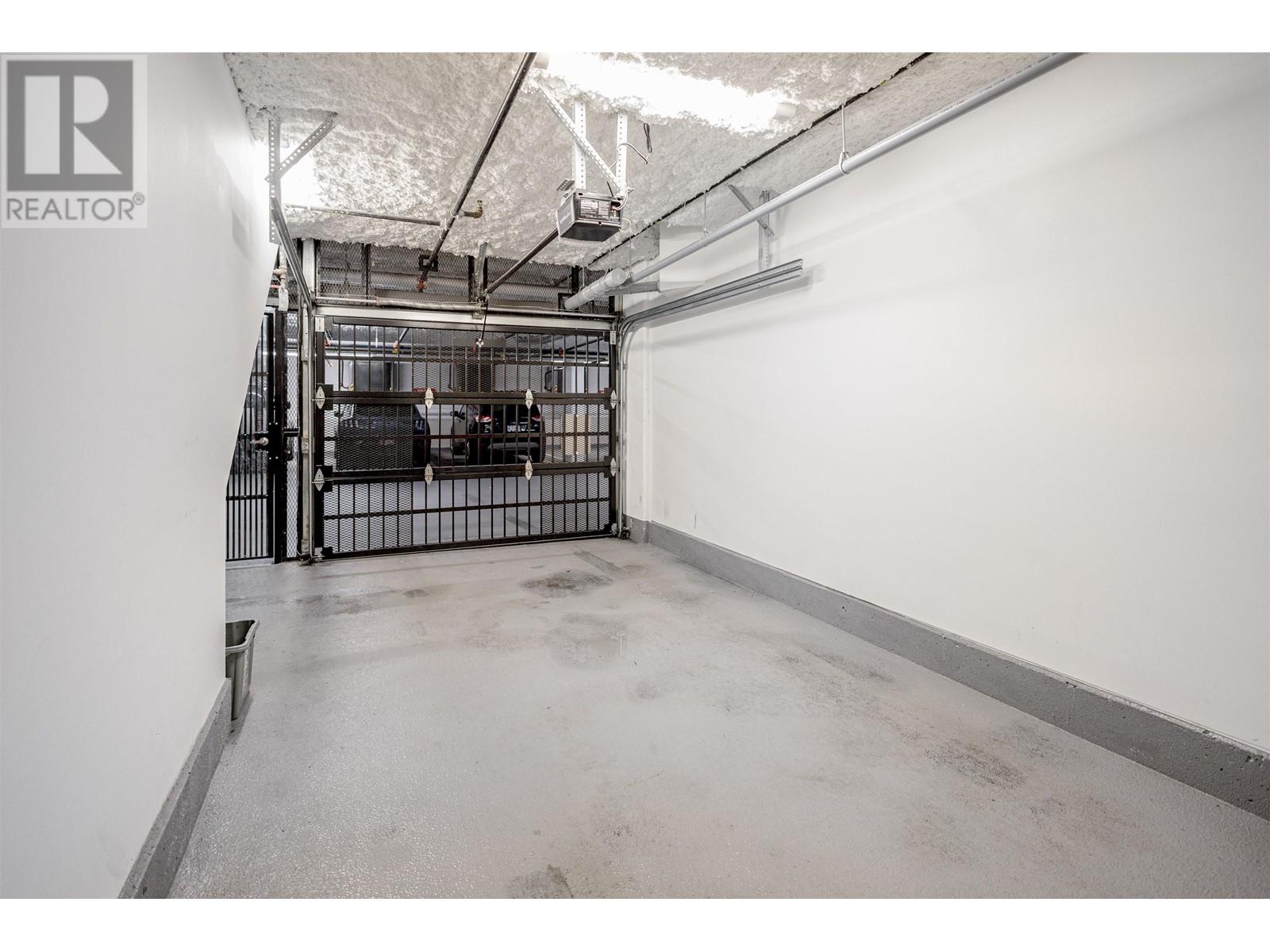 8 1960 Glenaire Drive, North Vancouver, British Columbia  V7P 1Y1 - Photo 35 - R3012779