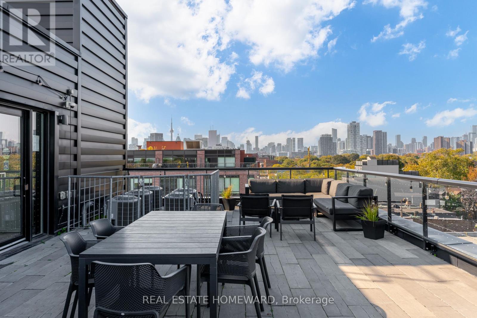 899 Queen Street East Street E, Toronto (South Riverdale), Ontario  M4M 0C8 - Photo 24 - E12207508