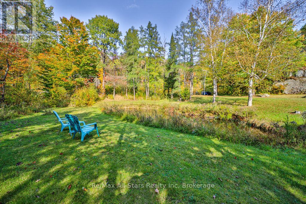 410 Etwell Road, Huntsville, Ontario  P1H 2J2 - Photo 16 - X12086430