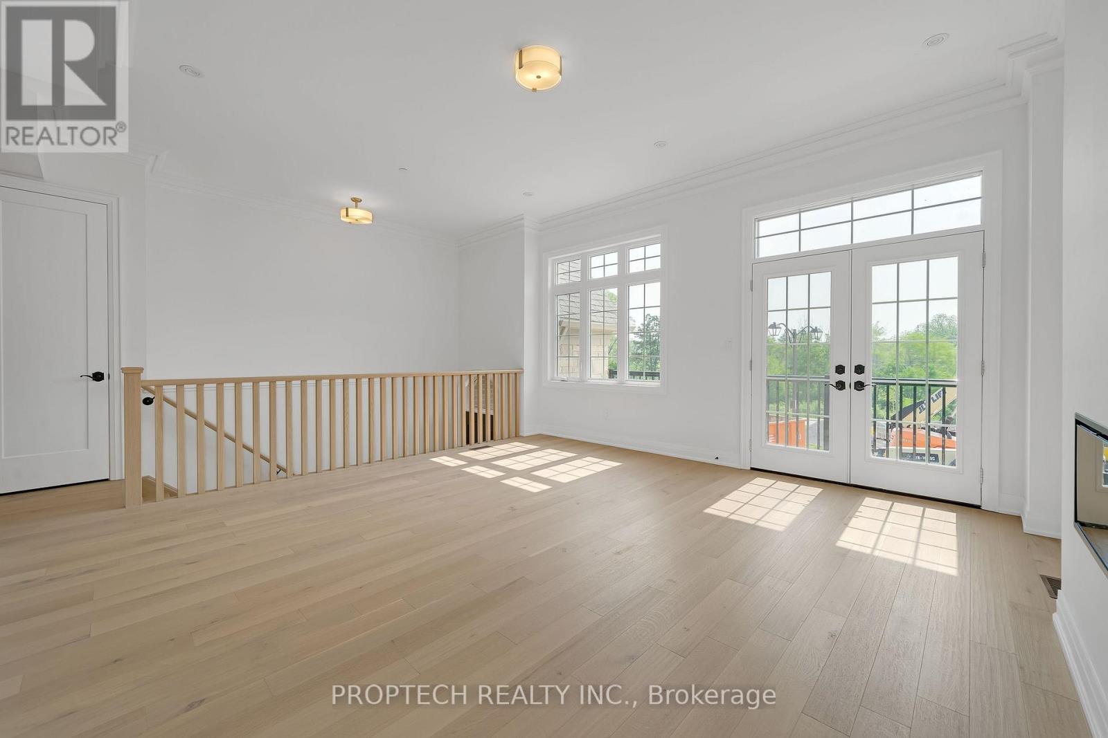 93 West Village Lane, Markham, Ontario  L6C 3L5 - Photo 3 - N12207513