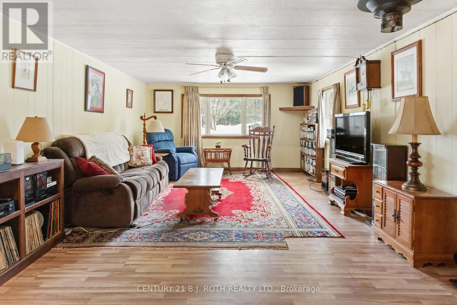 1 Orr Drive, Oro-Medonte, Ontario  L3V 0P9 - Photo 2 - S12207506