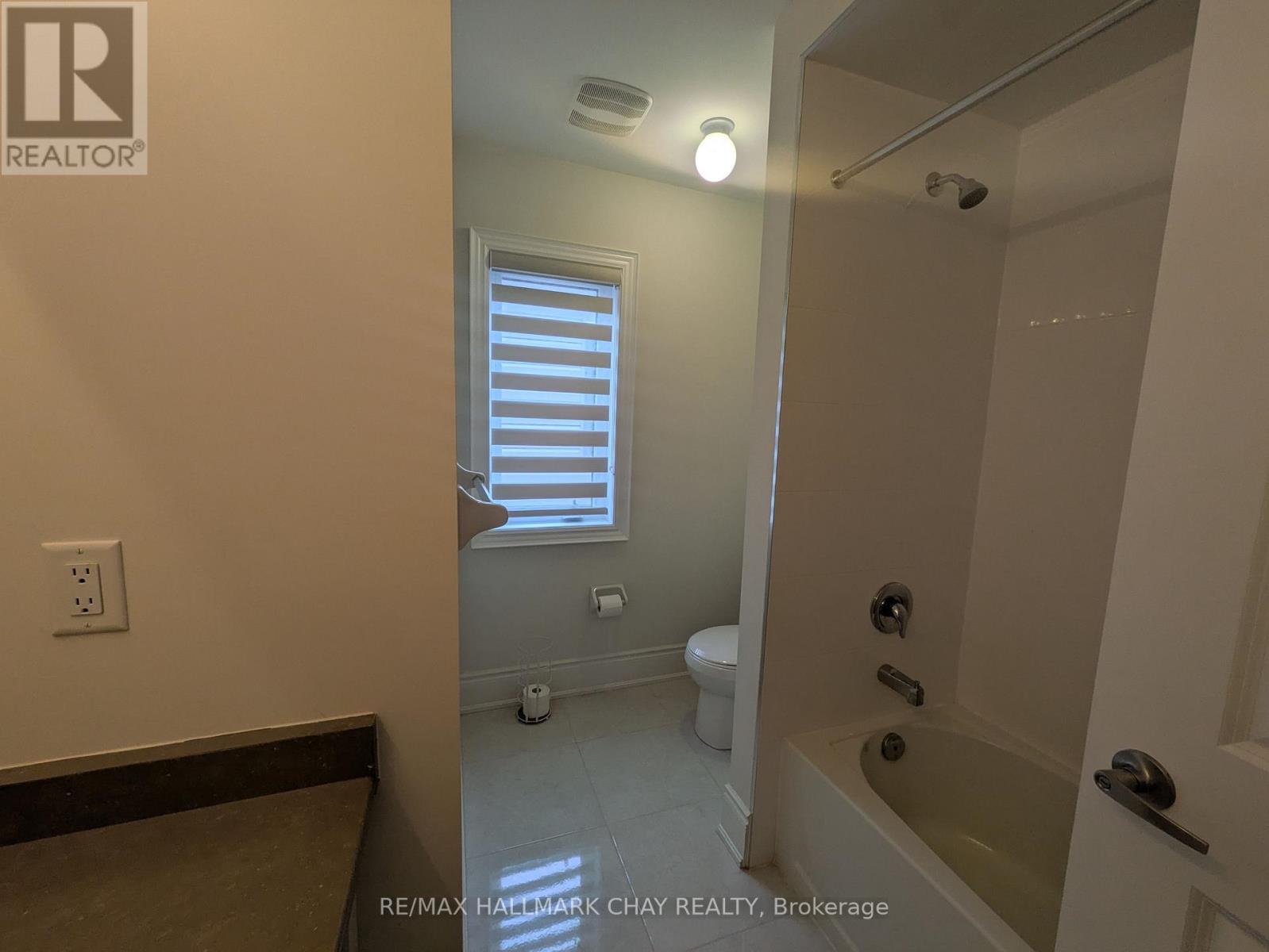 18 Valleybrook Road, Barrie, Ontario  L9J 0L4 - Photo 20 - S12207564