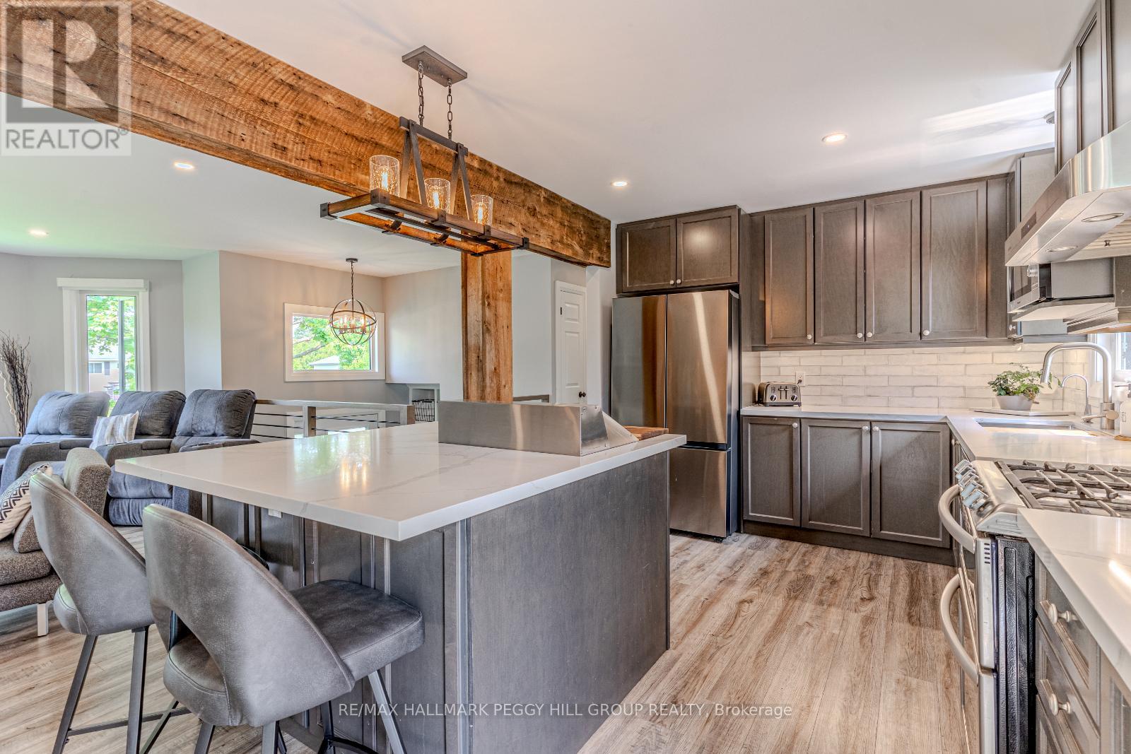 34 Foyston Park Circle, Springwater, Ontario  L9X 0A1 - Photo 5 - S12207568