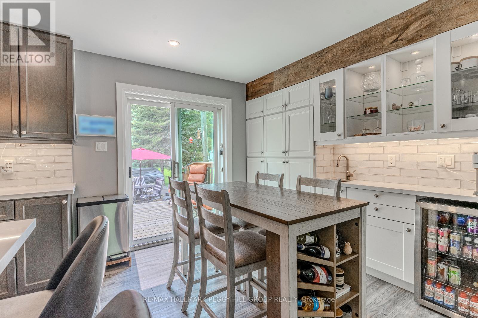 34 Foyston Park Circle, Springwater, Ontario  L9X 0A1 - Photo 6 - S12207568