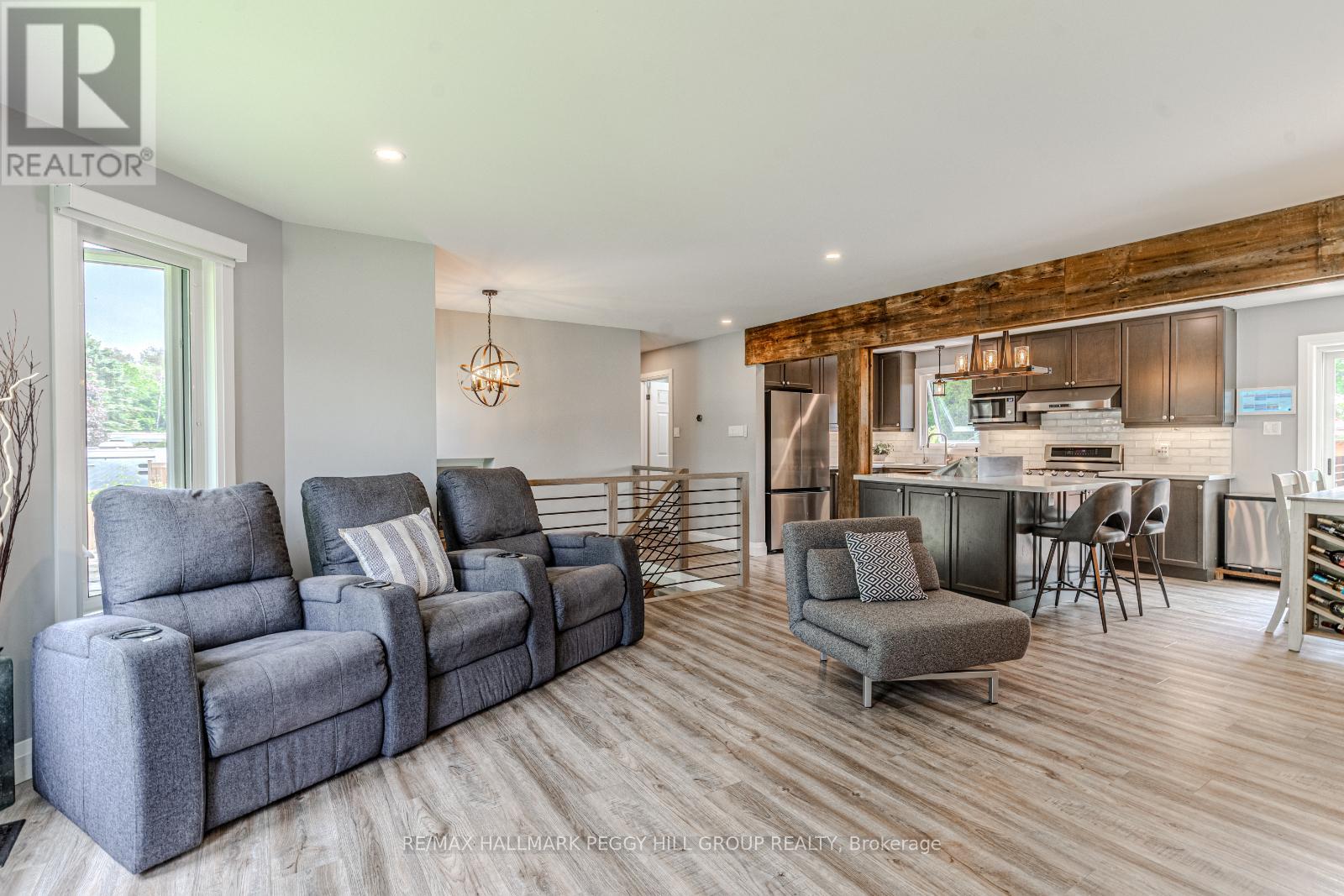 34 Foyston Park Circle, Springwater, Ontario  L9X 0A1 - Photo 8 - S12207568