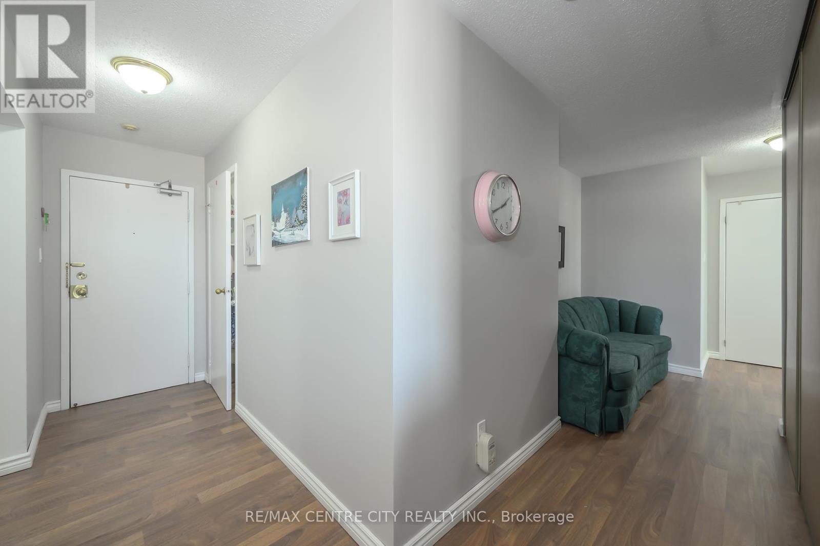 309 - 729 Deveron Crescent, London South, Ontario  N5Z 4X5 - Photo 10 - X12207660