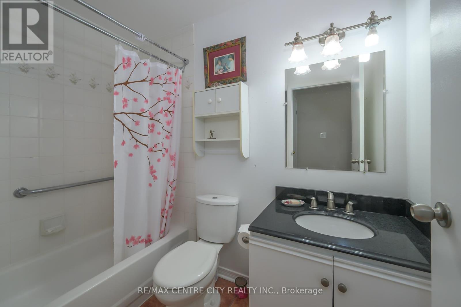 309 - 729 Deveron Crescent, London South, Ontario  N5Z 4X5 - Photo 12 - X12207660