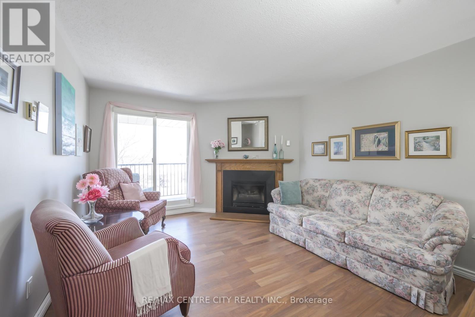 309 - 729 Deveron Crescent, London South, Ontario  N5Z 4X5 - Photo 7 - X12207660