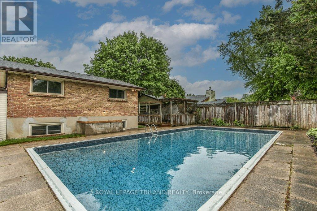 44 Tweed Crescent, London North, Ontario  N5X 1Z4 - Photo 42 - X12207703