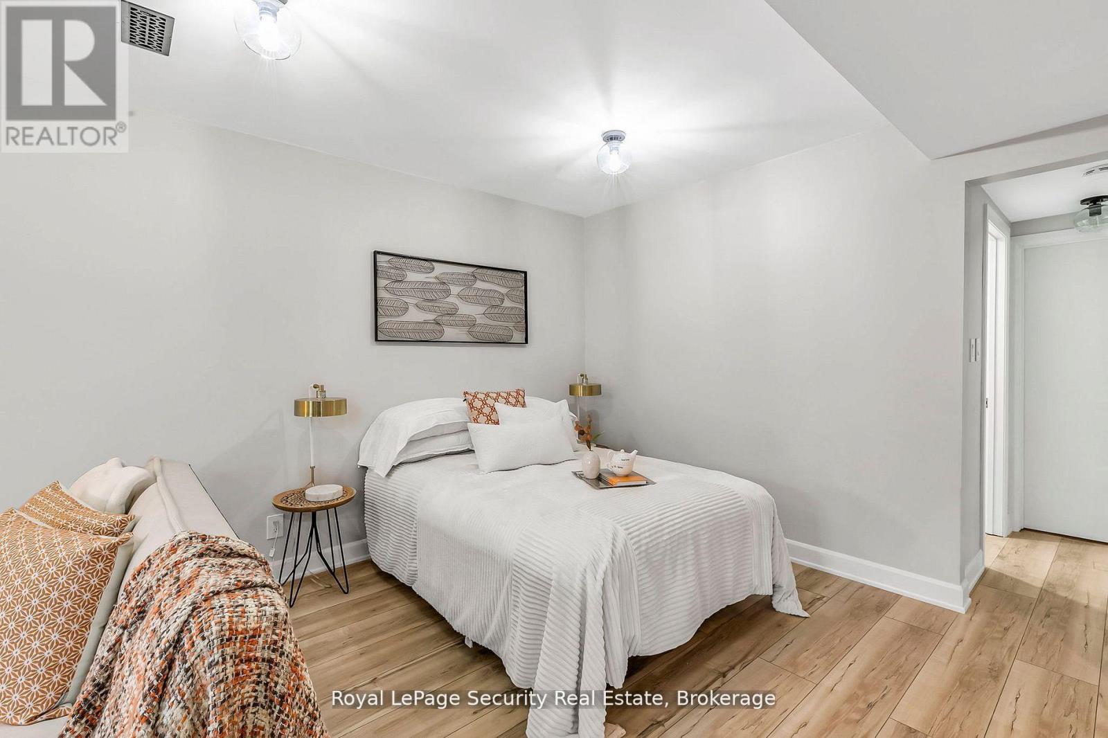 245 Avondale Boulevard, Brampton, Ontario  L6T 1J3 - Photo 28 - W12207521